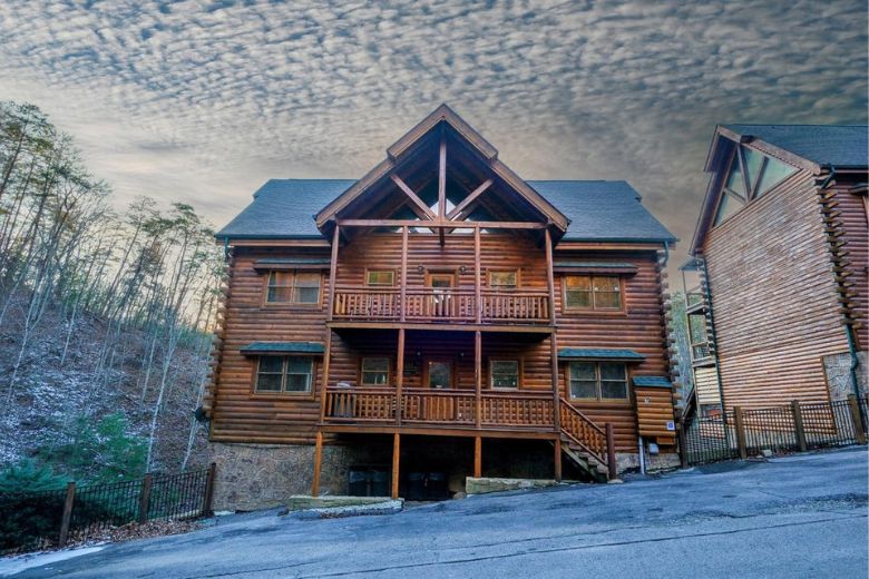 4 Cabins That Prove Bigger is Always Better for Family Vacations